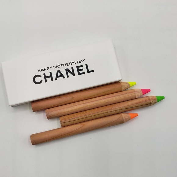 Chanel beauty Accessories - Brand New CHANEL Happy Mothers Day Colored Pencils